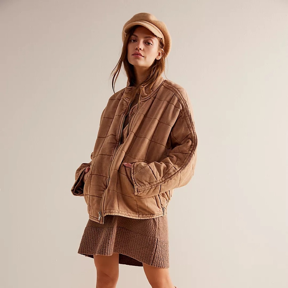 Women's Tan Quilted Jacket